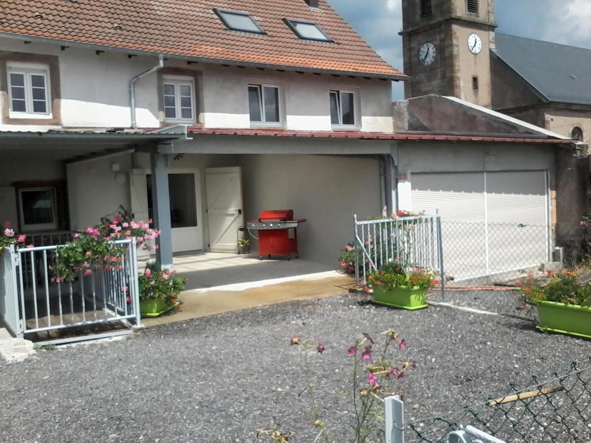 Elegant Holiday Home In Saint Louis With Garden Saint-Louis (Moselle) Exterior foto